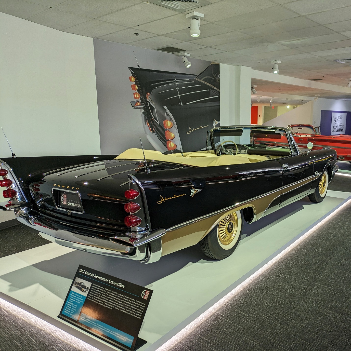 The 1957 Desoto Adventurer is stunning. A gigantic car with many incredible small details. This one was the star of the day for me. 